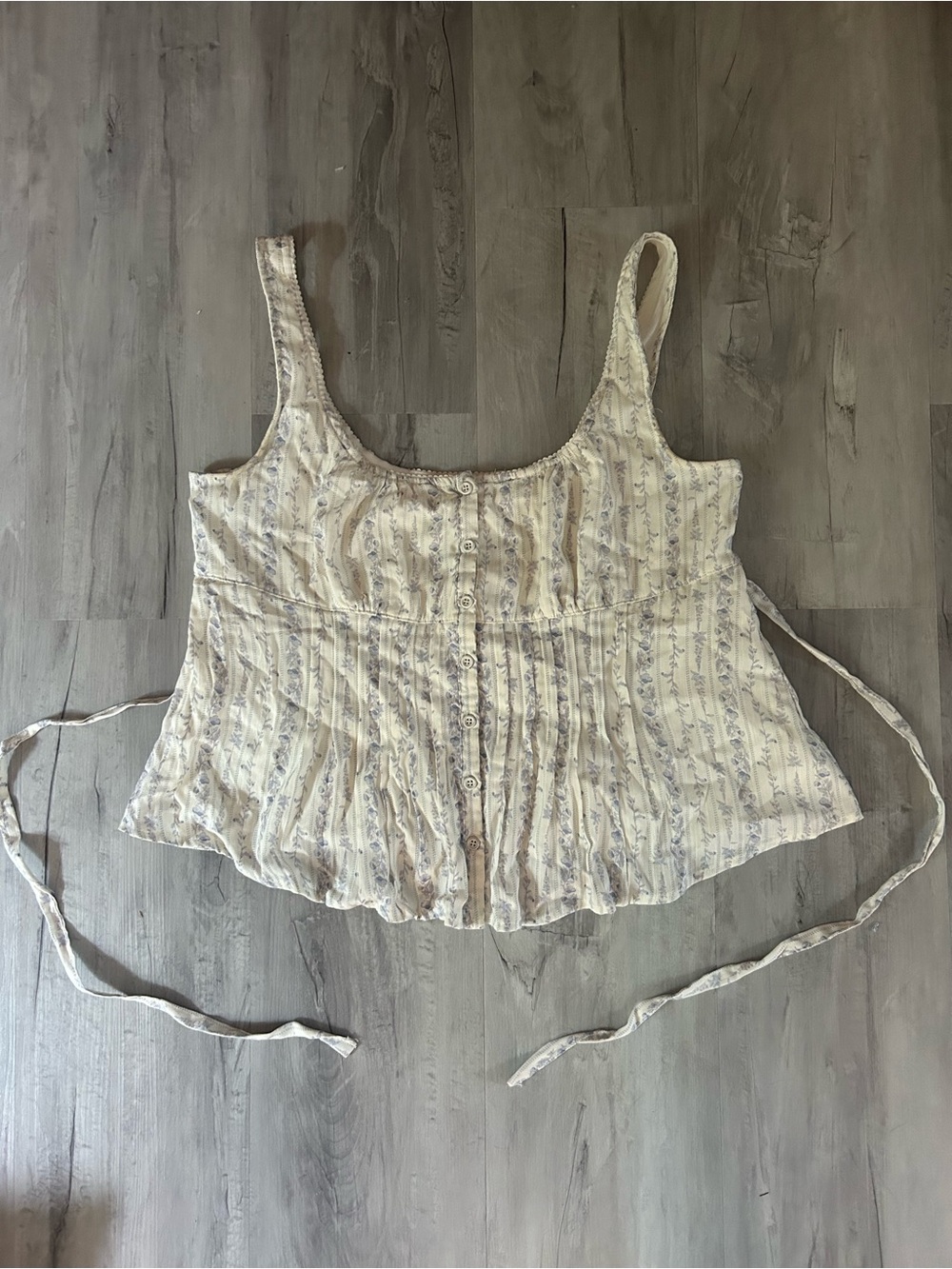 Sleeveless Cream Floral Button-Front Crop Top